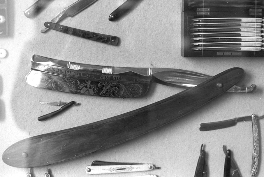 Hawcroft & Pearson display razor for Cammel steel works